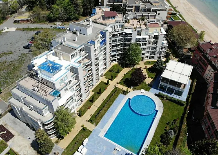 Complex Oazis 4* Ράβντα