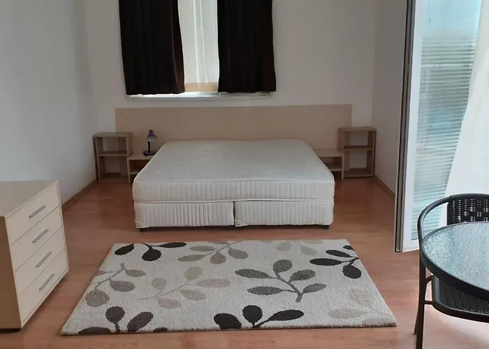 Complex Oazis Ξενοδοχείο με διαμερίσματα Ράβντα